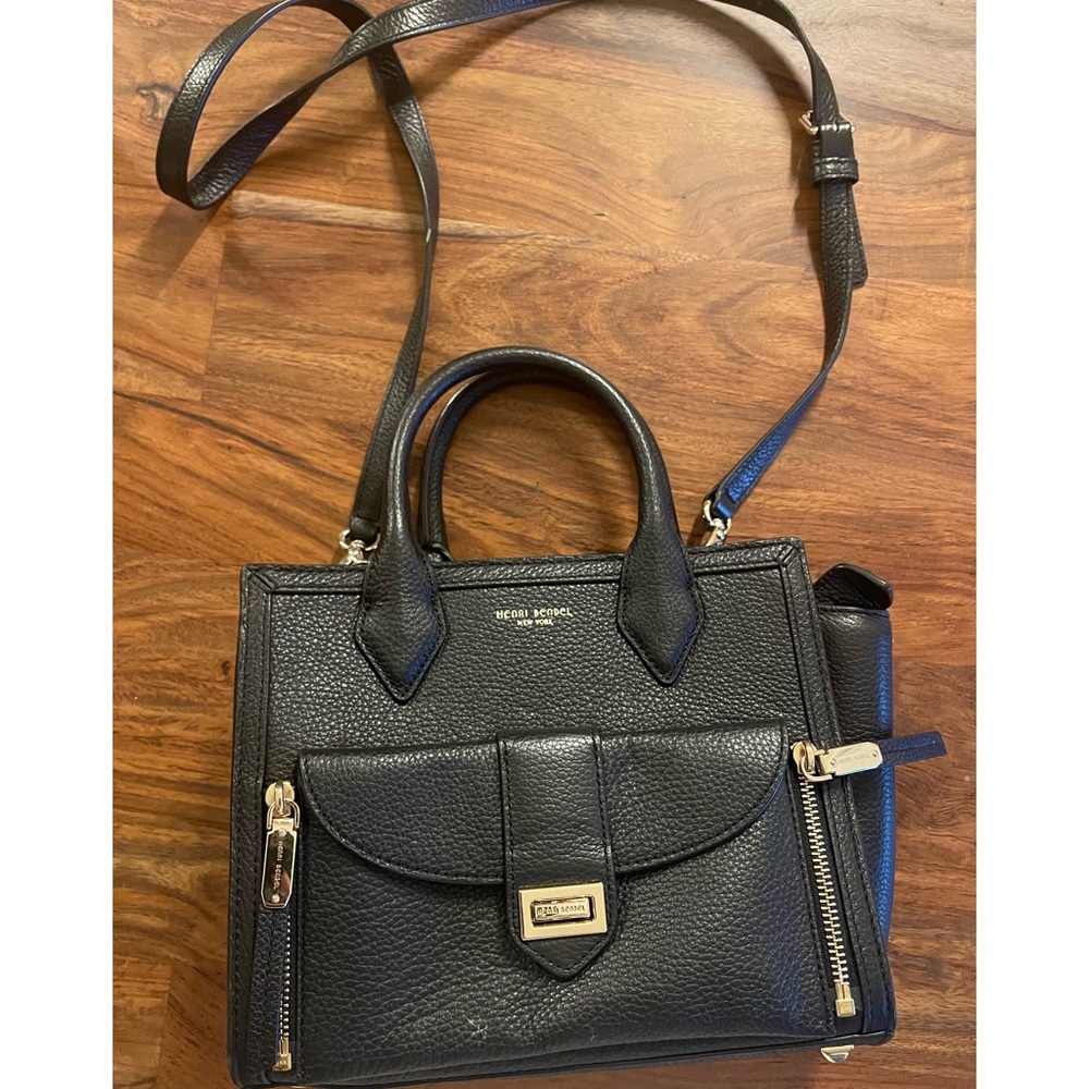 Henri Bendel tote with zipper off clutch in black